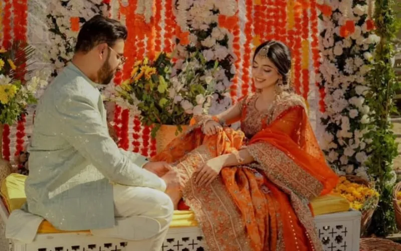 After much curiosity, Laiba Khan reveals groom's face