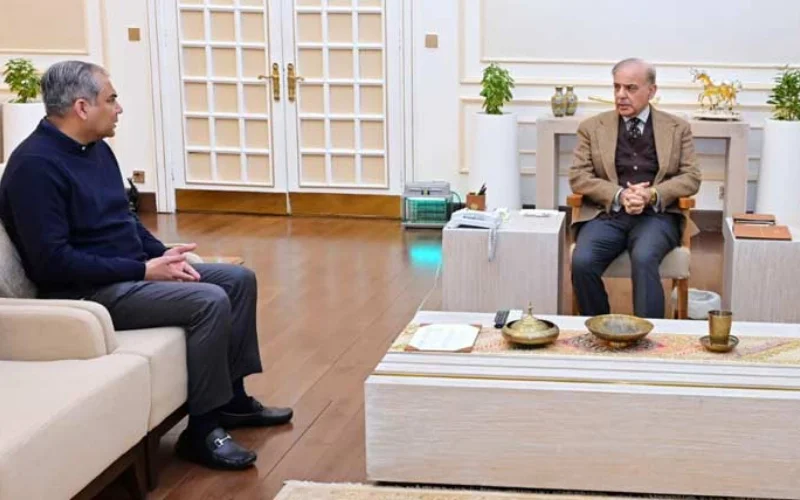 Pakistan nears final call