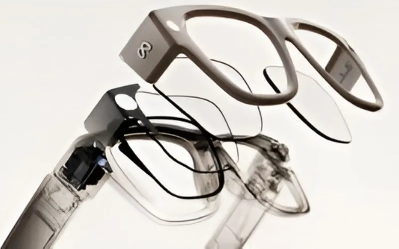 Solos slams Meta with billion-dollar smart glasses lawsuit