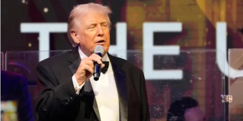 Trump calls for ‘peace on Earth’ at glittering Mar-a-Lago New Year’s Eve bash