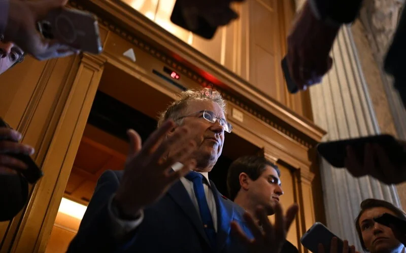 Senate advances measure to curb Trump’s use of force in Venezuela