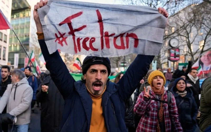 HRANA reported 490 protesters and 48 security personnel killed, with over 10,600 arrests during two weeks of unrest.