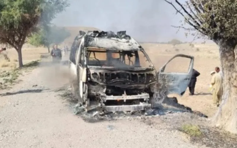 Three constabulary personnel martyred as extremists attack ambulance in Karak