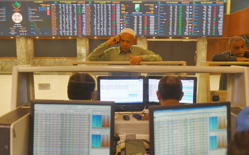 PSX plunges as KSE-100 index falls over 6,600 points PSX plunges as KSE-100 index falls over 6,600 points