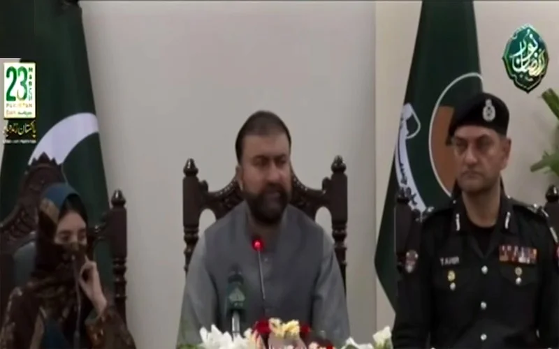 Security forces arrest