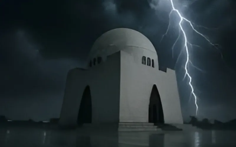 Heavy rain and thunderstorms expected to hit Karachi, Says PMD