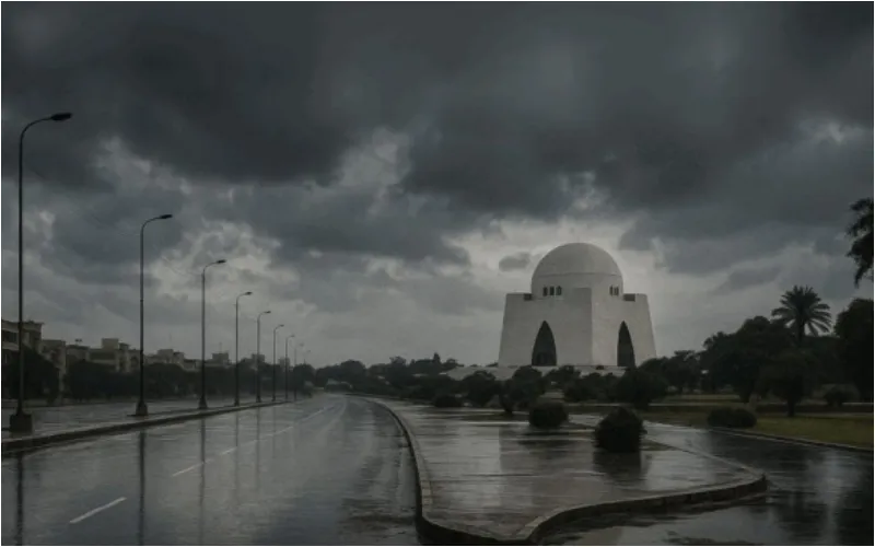 Storm alert Karachi to be lashed by rain, winds, and thunderstorms