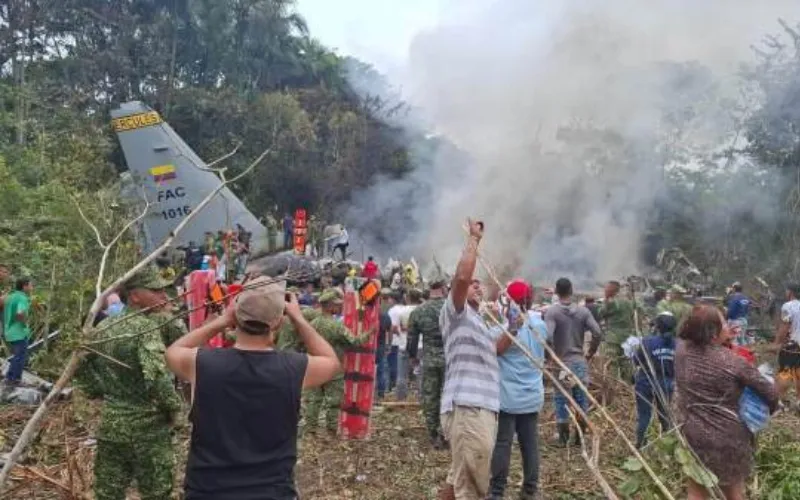 At least 66 dead after military plane crashes in Colombia