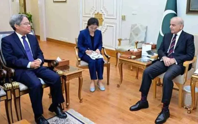 PM Shehbaz meets Chinese envoy, vows to deepen Pak-China ties