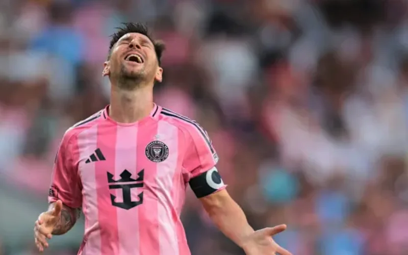Messi injury