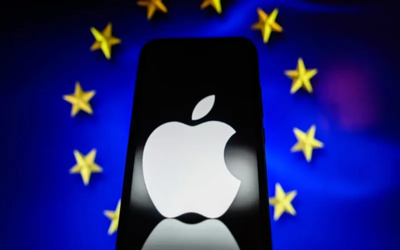 EU rejects Apple explanation for Siri AI launch de