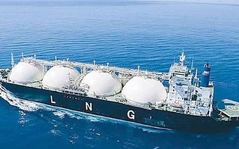 Pakistan raises RLNG prices after emergency LNG imports