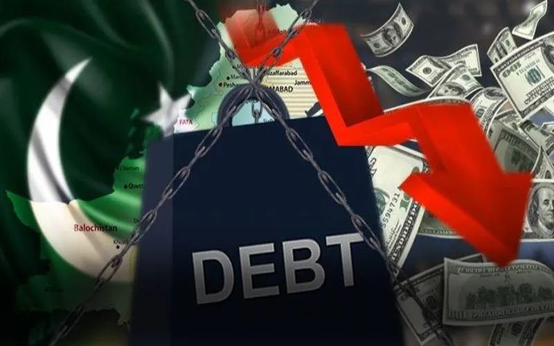 Pakistan's money supply shrinks as government borrowing rises