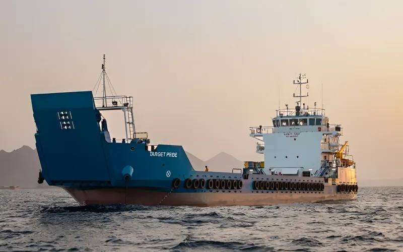 Oman, Iran near Strait of Hormuz shipping deal talks