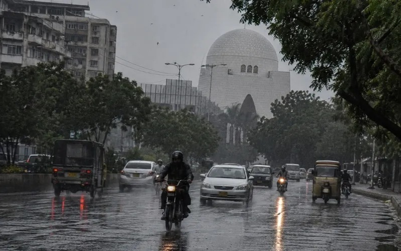 Karachi weather takes a pleasant turn
