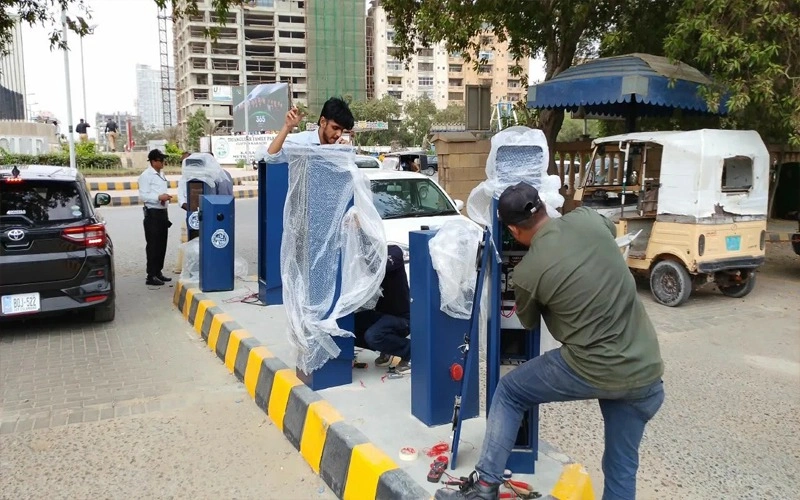 Karachi to launch digital parking system